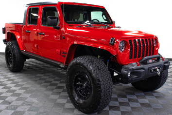 Pre-Owned 2021 Jeep Gladiator JT Sport Firecracker Red, 14k miles