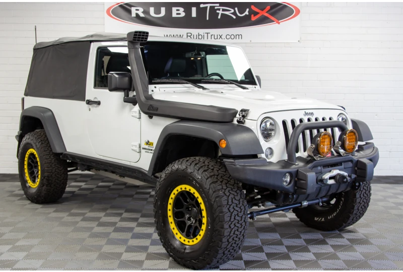 Pre-Owned 2016 Jeep Wrangler Rubicon Unlimited Custom 2 Door White