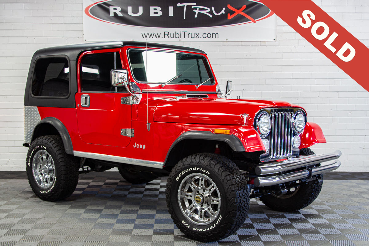 Pre-Owned 1985 Jeep CJ-7 Red