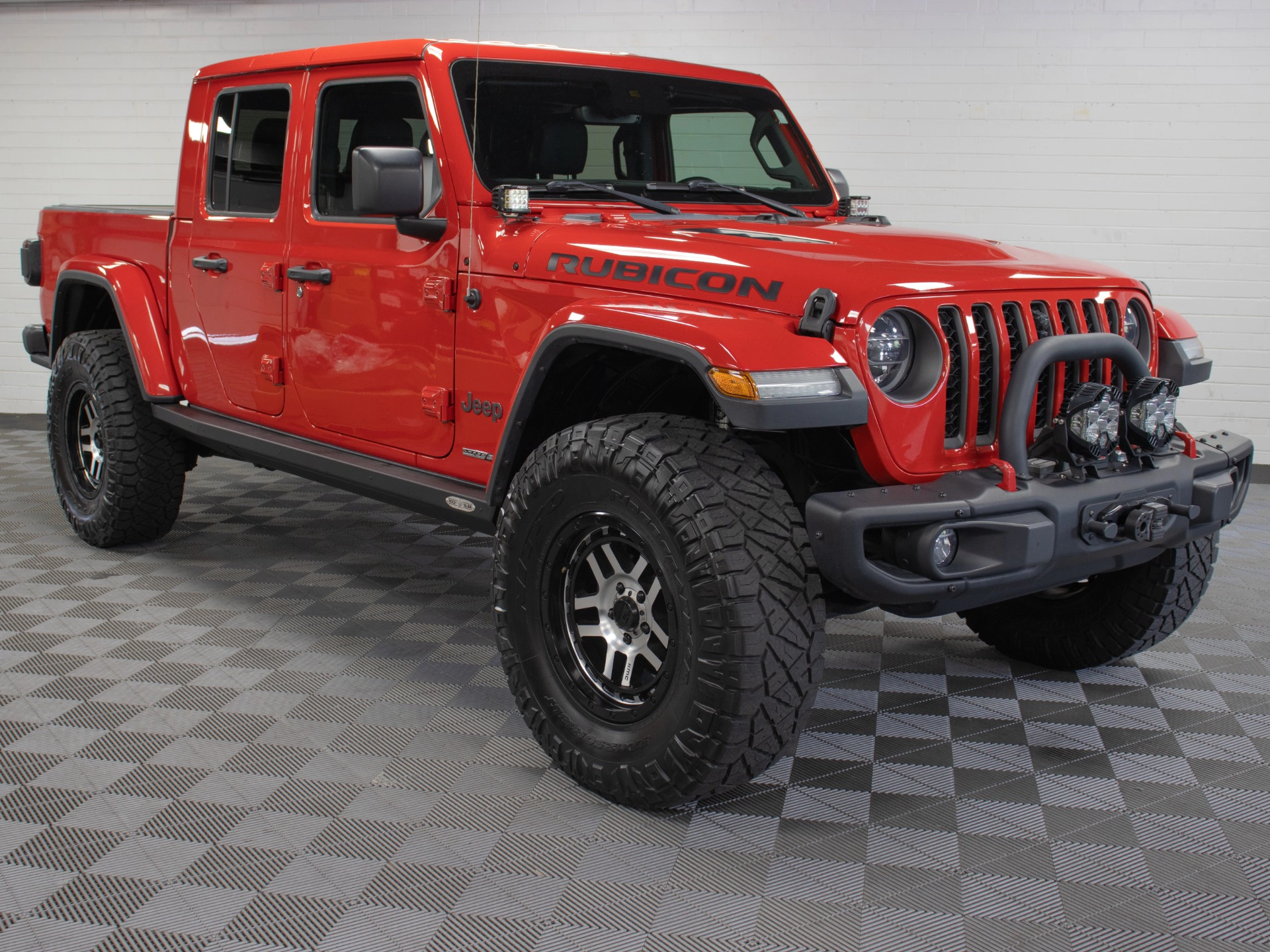 Red 2020 jeep gladiator rubicon 392 passenger front corner JP-RED-LL111930