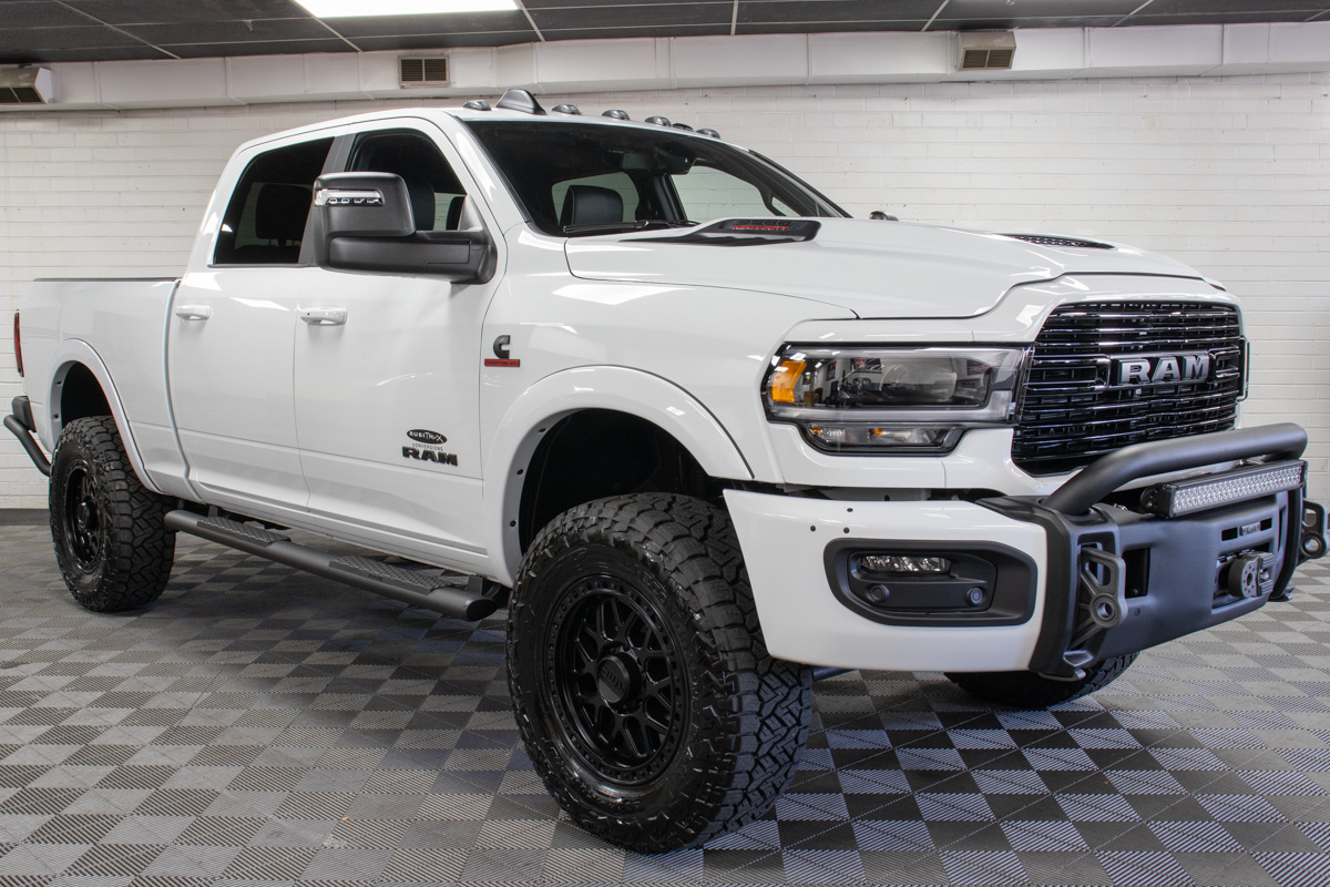 Standard Hood and Fender Kit | RAM 2500 LARAMIE 2018 Standard Hood and Fender Kit | RAM 2500 LARAMIE 2018