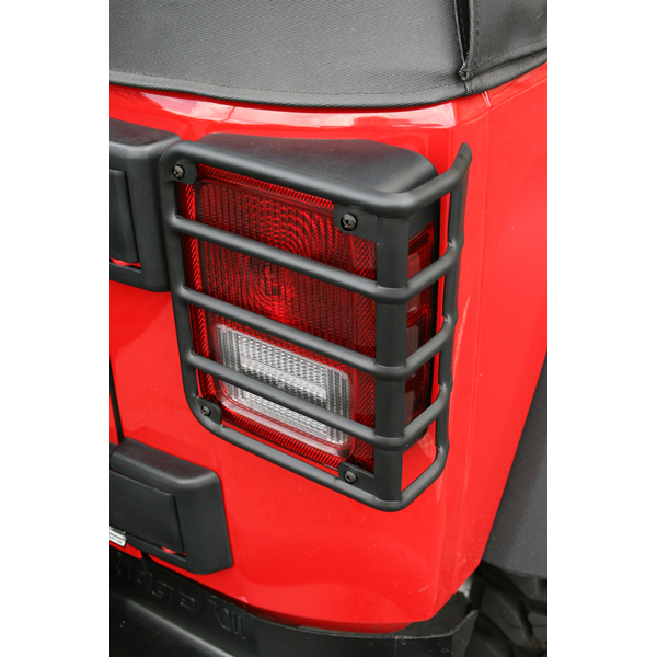 ラングラー　JL　RUGGED RIDGE TAIL LIGHT GUARD