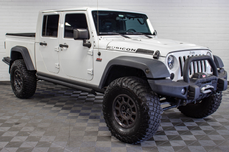 Pre-Owned 2015 6.4L HEMI Brute Double Cab Conversion Bright White, 32k Miles